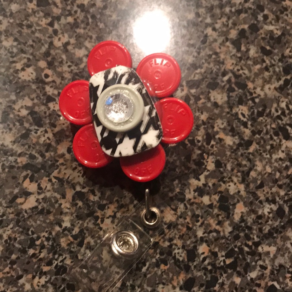 Badge reel